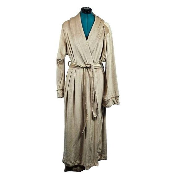 SKIMS Other - Skims velvet robe Nwt